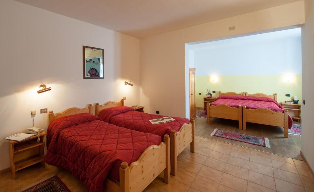 Hotel Genzianella Santa Caterina Valfurva Room photo